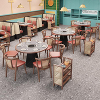 Ensemble de salle à manger commercial de luxe léger XZY OEM : Table, chaises, banquette, canapé et sièges de type cabine pour centres commerciaux et hôtels – Durable