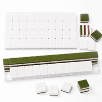 Ensemble de Mahjong de Luxe Vert Forêt 160 Tuiles 4 Couches Acrylique Motif Grain de Bois Designer Vente en Gros B2B pour Salle de Jeu