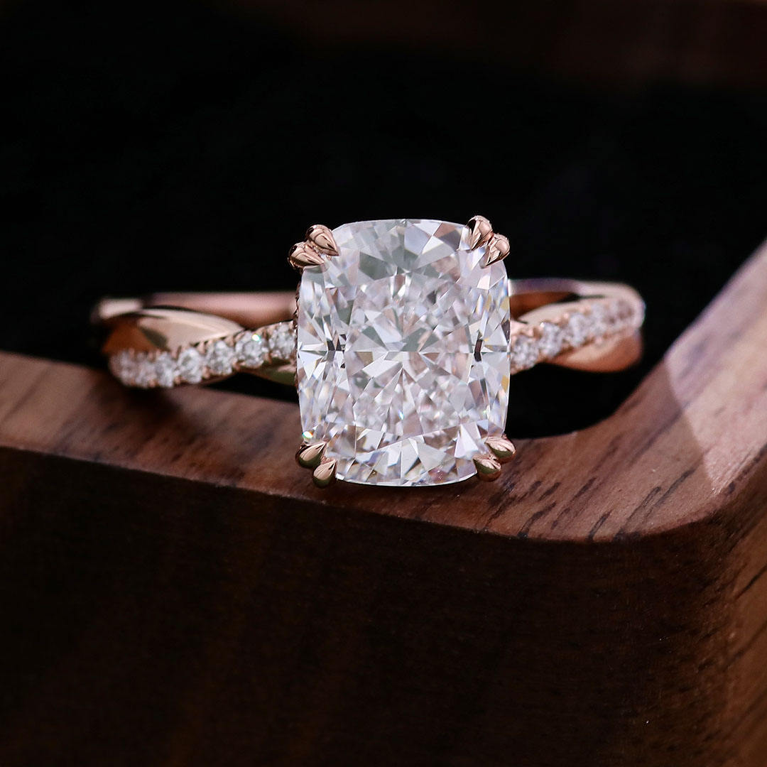 Bague en or rose 18 carats avec diamant de laboratoire