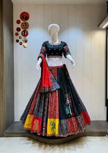 Meilleures offres Pur coton Ikkat Chaniya Choli avec Gamthi Work Traditional Designed Handmade Chaniya Choli - Product Image 6