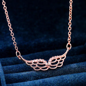 Collier pendentif ailes en or rose avec zircone cubique pour femmes, bijoux romantiques à porter au quotidien, chaîne en alliage, cadeau - Product Image 4