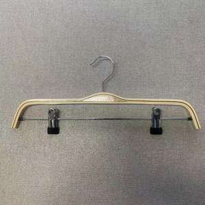 Оптовая продажа, натуральные деревянные вешалки для брюк - Product Image 5