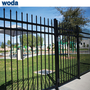 Picos de <span class=keywords><strong>valla</strong></span> de metal de hierro forjado de <span class=keywords><strong>segunda</strong></span> <span class=keywords><strong>mano</strong></span> de 6 pies x 8 pies a la venta - Product Image 1