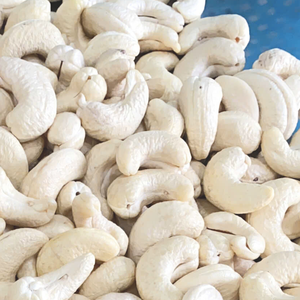 เคอร์เนลเม็ดมะม่วงหิมพานต์ผู้จัดจำหน่ายที่เชื่อถือได้ส่งออกส่งเม็ดมะม่วงหิมพานต์จากซันติโก้เวียดนามไปยัง W320ตะวันออกกลาง - Product Image 1