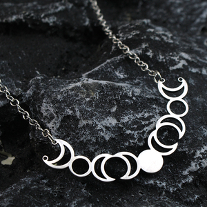 <span class=keywords><strong>Collana</strong></span> Triple Moon Goddess Hecate in acciaio inossidabile, <span class=keywords><strong>ciondolo</strong></span> stregoneria <span class=keywords><strong>con</strong></span> pentagramma, <span class=keywords><strong>sole</strong></span>, gioielli mistici <span class=keywords><strong>e</strong></span> occulti per regalo di festa - Product Image 5