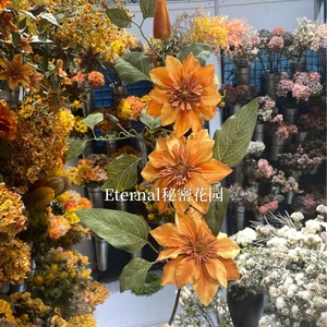 Fleur artificielle de clématite française Secret Garden, branche unique en soie, décoration de mariage, décoration intérieure - Product Image 4