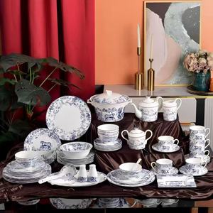 Vente en gros de vaisselle en céramique de chine osseuse <span class=keywords><strong>service</strong></span> de table en <span class=keywords><strong>porcelaine</strong></span> de luxe vaisselle de créateur avec animaux pour <span class=keywords><strong>12</strong></span> <span class=keywords><strong>personnes</strong></span> - Product Image 1