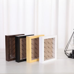 إطارات صور بلاستيكية مربعة حديثة ذات وجهين صديقة للبيئة مصنوعة يدويًا بطباعة بأربعة ألوان قابلة للتخصيص في الحجم والشكل للاستخدام الداخلي - Product Image 1