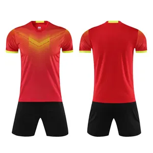 ملابس رياضية جديدة بجودة عالية زي كرة قدم للكبار جيرسيه كرة قدم مخصص تي شيرت لكرة القدم للرجال