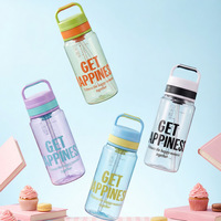 Bouteille d'eau portable en plastique pour l'été avec infuseur à thé, grande capacité, tasse personnalisée avec paille pour le sport et la consommation quotidienne