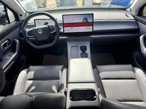 Leapmotor C10 EREV 2024 d'occasion, 210 LiDAR, conduite à gauche, 210 km d'autonomie EV, système de conduite intelligent Orin-X, 1190 km d'autonomie totale, toit ouvrant panoramique, vert sur violet - Product Image 4