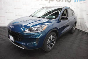 รถมือสอง Ford Escape Hybrid AWD SE Sport ปี 2020 แบบ 4 ประตู SUV พวงมาลัยซ้าย เบาะหนัง กล้องมองหลัง ไฟหน้า LED หลังคาซันรูฟ - Product Image 3