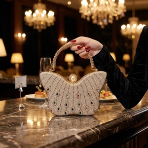 Nuevo Bolso de Mano Brillante para Mujer con Diseño de Mariposa, Bolso de Noche con Cadena para el Hombro, <span class=keywords><strong>Bolsos</strong></span> de Mensajero con Dos Asas y Pedrería Brillante - Product Image 1