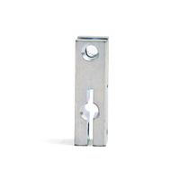 Support en U en acier zingué usiné CNC de précision, connecteur à fourche, pièce de quincaillerie, fabrication OEM personnalisée, faible MOQ