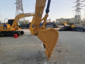 Excavatrice sur chenilles d'occasion certifiée CE Caterpillar CAT315D, excavatrice CAT315D de 15 tonnes avec accessoire tarière - Product Image 4