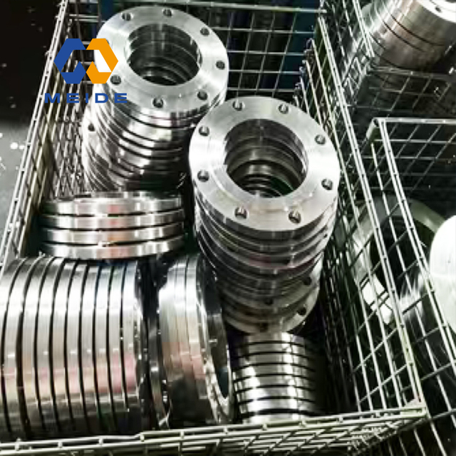 304 316L Stainless Steel Forged Flange ANSI DIN JIS Standard High Strength Forged Pipe Flange for Oil Gas