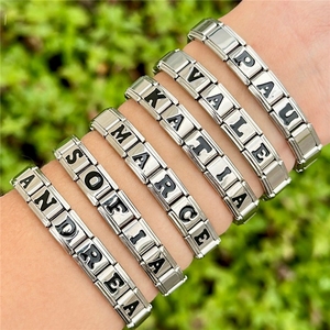Pulsera <span class=keywords><strong>Italian</strong></span> Charm de Acero Inoxidable Negra con Iniciales Inglesas <span class=keywords><strong>LOVE</strong></span> DIY de Yiwu, Módulo de Letra Modelo - Product Image 1