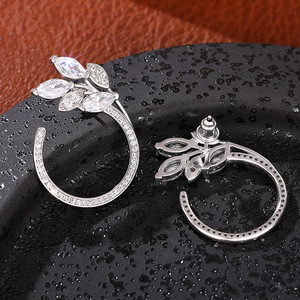 Orecchini a Cerchio con Motivo a Spiga di Grano per Donne, Design Elegante e Delicato, Gioielli alla Moda - Product Image 6