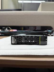 02313KKT 1.92 Внутренний серверный SSD SAS с кэшем 128 МБ, емкостью <span class=keywords><strong>2</strong></span> ТБ, размером 3.5 дюйма, новый - Product Image 3