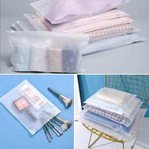 Embalagem de cosméticos translúcidos para roupas e joias biodegradáveis personalizadas, sacos de higiene pessoal com logotipos, sacos com zíper - Product Image 2