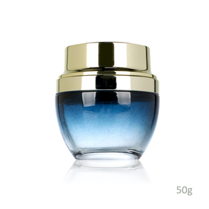 Ensemble de flacons cosmétiques ronds en verre dégradé de différentes capacités avec bouchon à vis pour savon liquide et sérum émulsion pour soins de la peau - Product Image 3