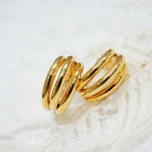 Pendientes de Aro Triples Pequeños de Oro Amarillo de 18 Quilates, Diseño Italiano de Lujo Xinfly, Resistentes al Agua y al Deslustre, para Damas y Niñas - Product Image 4