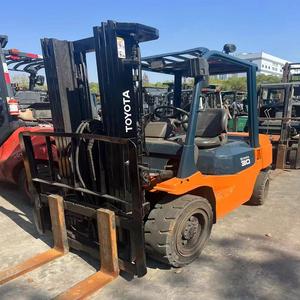 מלגזות טויוטה FD30 משומשות 3 טון לטיפול במטען הנמכרות היטב במלזיה - Product Image 2