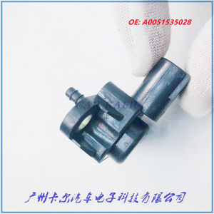 Mercedes-Benz Intake Pressure Sensor A0051535028 Chassis Mount <b>Gauge</b> Type - Product Image 5