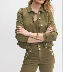 Ensemble 2 pièces en jean vert olive pour femme – Veste courte style camionneur et pantalon évasé taille haute, texture denim intemporelle - Product Image 5