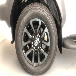 Hilux 2.8 GD-6 Turbo R20 Automatique <span class=keywords><strong>2023</strong></span> d'occasion en bon état, sièges en cuir, 5 places, ACC, toit ouvrant panoramique, caméra 360°, feux LED, traction avant - Product Image 5