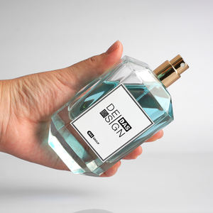 <span class=keywords><strong>Set</strong></span> di Flaconi in Vetro Geometrici da 50ml e 100ml con Scatola e Tappi Personalizzati <span class=keywords><strong>per</strong></span> Linee di <span class=keywords><strong>Profumi</strong></span> con Etichetta Privata - Product Image 3