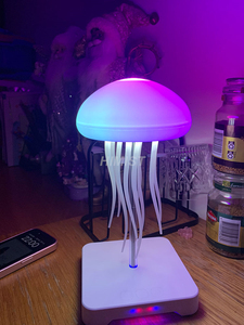 Lampe d'Ambiance LED Méduse Premium avec Projecteur d'Ondulations Aquatiques, Haut-Parleur Bluetooth et Musique Apaisante à <span class=keywords><strong>Bruit</strong></span> Blanc <span class=keywords><strong>pour</strong></span> un Sommeil Amélioré - Product Image 3