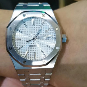 Montre de plongée automatique mécanique unisexe de haute qualité, verre saphir, résistance à l'eau 50 bars, lunette angulaire, incrustations de diamants - Product Image 1