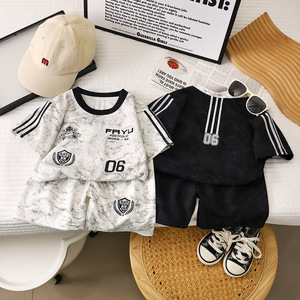 Ensemble <span class=keywords><strong>de</strong></span> <span class=keywords><strong>sport</strong></span> tendance pour garçons : Nouveauté été, vêtements pour enfants d'âge moyen, shorts et t-shirt à manches courtes - Product Image 1