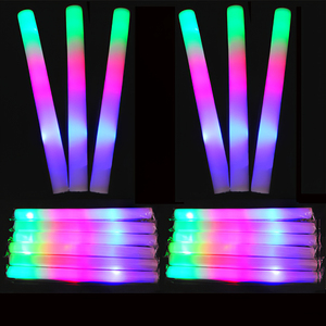 Bâtons lumineux LED en mousse fluorescente pour fêtes, bars, clubs, Halloween, Nouvel An, avec logo personnalisé, vente en gros - Product Image 3