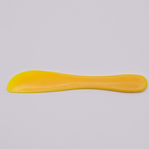 Cuillère de mélange dentaire professionnelle en plastique pour usage oral EM-16911 - Product Image 1