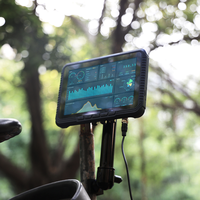Tableta Robusta para Vehículos, Legible Bajo la Luz Solar, 1000 Nits, 8 y 10.1 Pulgadas, Windows 11, PC Industrial con 4G y GPS Integrados para Gestión de Flotas de Vehículos