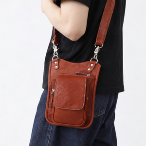 กระเป๋าคาดเอวหนังลูกวัวแท้ประดับหมุดพร้อมช่องใส่ของหลายช่อง - Product Image 3