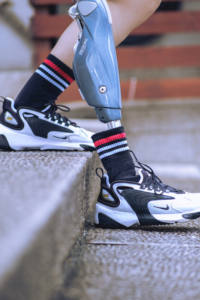 Ai Slimme Prothetische Knie Met Anti-Struikelbeheersing Geavanceerde Intelligente Kniegewricht Voor Ak Transfemorale Amputees Prothese - Product Image 3