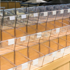 Étagère de présentation de supermarché en fer double face robuste pour les collations en bois en vrac, les noix et les bonbons. - Product Image 6