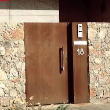 Puerta corredera de Metal con diseño moderno - Product Image 5