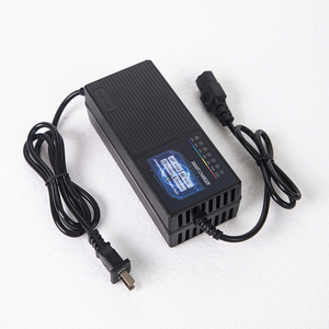 Chargeur de <span class=keywords><strong>voiture</strong></span> électrique universel 48V 12AH à 20AH pour batteries au plomb-acide avec 7 adaptateurs pour véhicules électriques légers - Product Image 5
