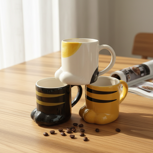 Vente en gros de tasse de <span class=keywords><strong>princesse</strong></span> en céramique élégante de haute qualité pour filles, tasse à lait en forme de poignée au design moderne, cadeau promotionnel, cuillère - Product Image 1