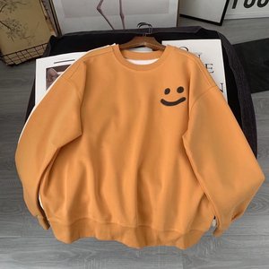 เสื้อฮู้ดผู้ชายแบบขายส่ง OEM ทรงโอเวอร์ไซส์ แต่งแพทช์เชนิลล์ ดีไซน์เรียบง่าย ย้อมสีพื้น ถักแบบคอกลม น้ำหนัก 350 กรัม สำหรับฤดูหนาว - Product Image 4