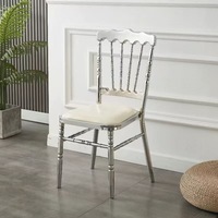Chaise de banquet élégante et robuste en métal, empilable, imperméable, à dossier solide, idéale pour la restauration, les mariages et les hôtels – Prix abordable