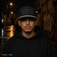 Casquette de baseball personnalisée avec broderie Old English, 5 panneaux, visière incurvée, style Dad Hat, streetwear urbain West Coast, vente en gros, faible MOQ