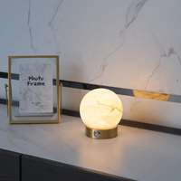 Lampe en marbre espagnol entièrement en cuivre, lampe de chevet de chambre à coucher, comptoir de bar, lampe de bureau, lampe de table décorative de style moderne et simple