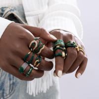 Nouvelle Bague Hiphop Audacieuse en Or Vert avec Chaîne, Étoile et Cœur, Ornée de Strass en Cristal, Bijou de Mariage et de Fiançailles pour Femmes et Filles, Cadeau QT