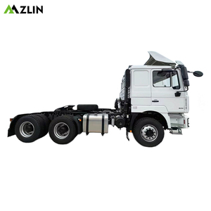 Camion tracteur Shacman F3000 robuste 6x4 à 12 roues en Tanzanie - Product Image 1