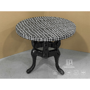 Tavolino da Salotto Vintage <span class=keywords><strong>Barocco</strong></span> Rotondo con Stampa a Griglia Bianca e Nera, Lucido, con Gambe a Treppiede in Legno Massello Intagliato - Il Più Venduto - Product Image 3
